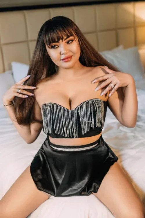 kommentiertes Foto von Umina escortgirl_953837_3.jpg - Huren und Erotikmodelle Berlin